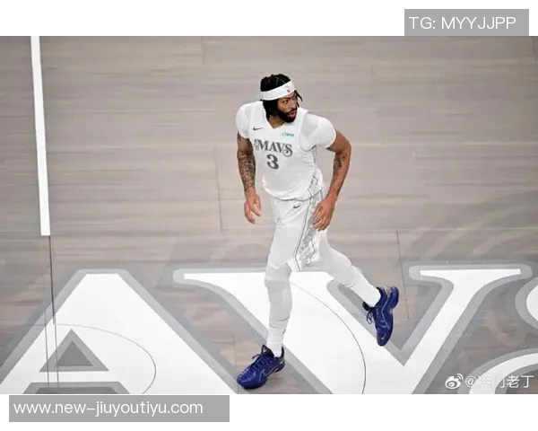 浓眉复苏如日中天19投14中砍下29分8篮板闪耀全场重振球队士气